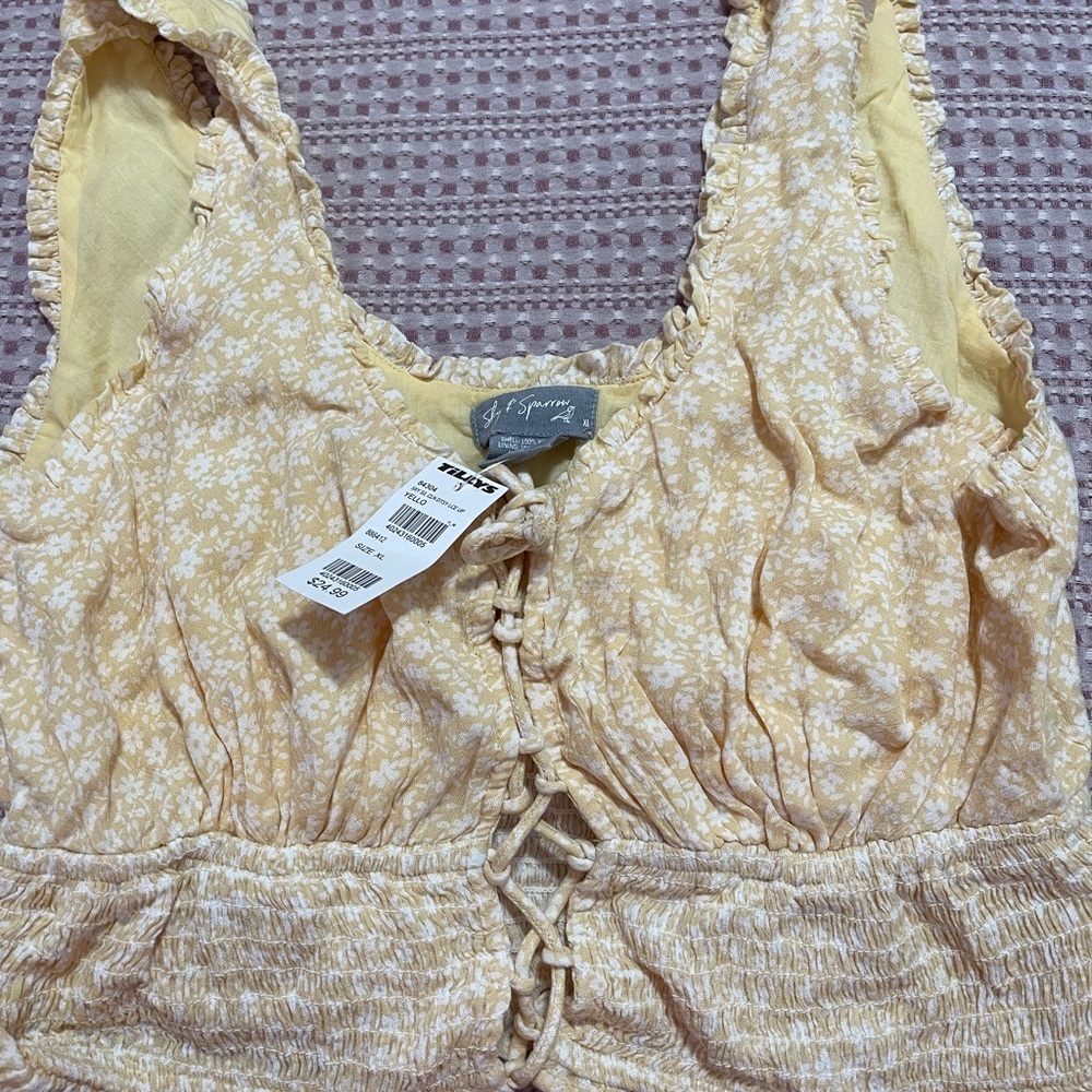 NWT Sky and Sparrow Yellow Floral Tank